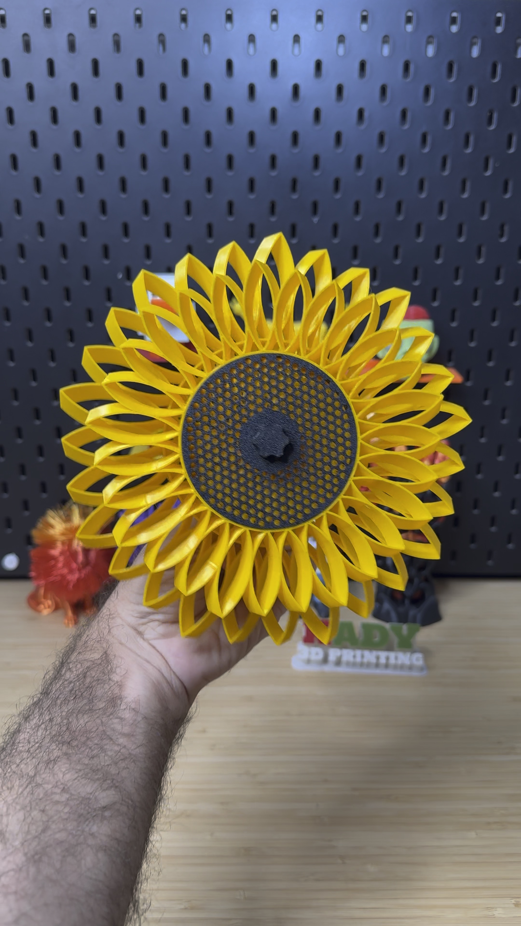 3D Printed Sunflower Windmill 🌻 (608 Bearing Mod)