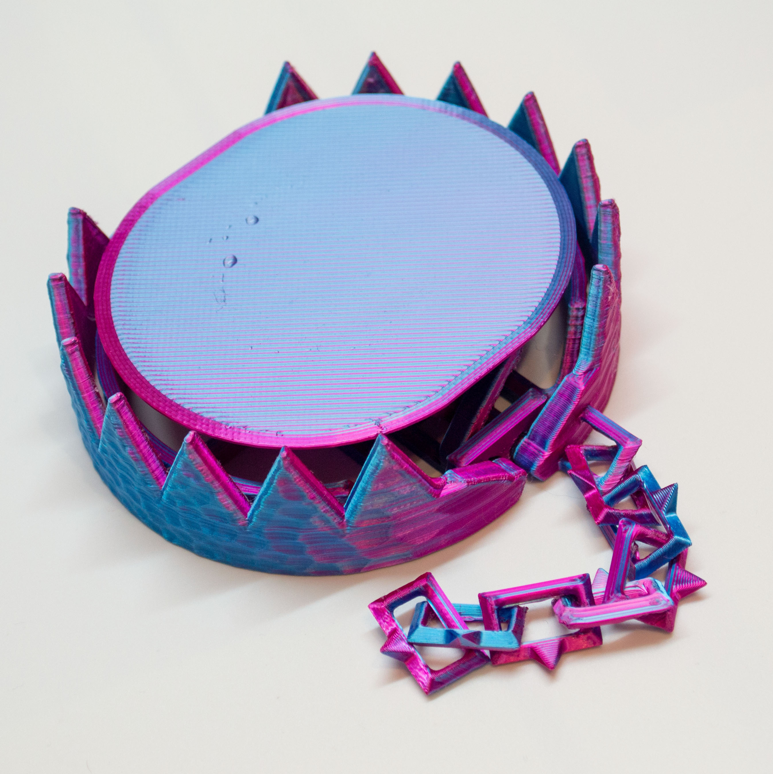 Mug Trap: Self-Adjusting Coaster STL file