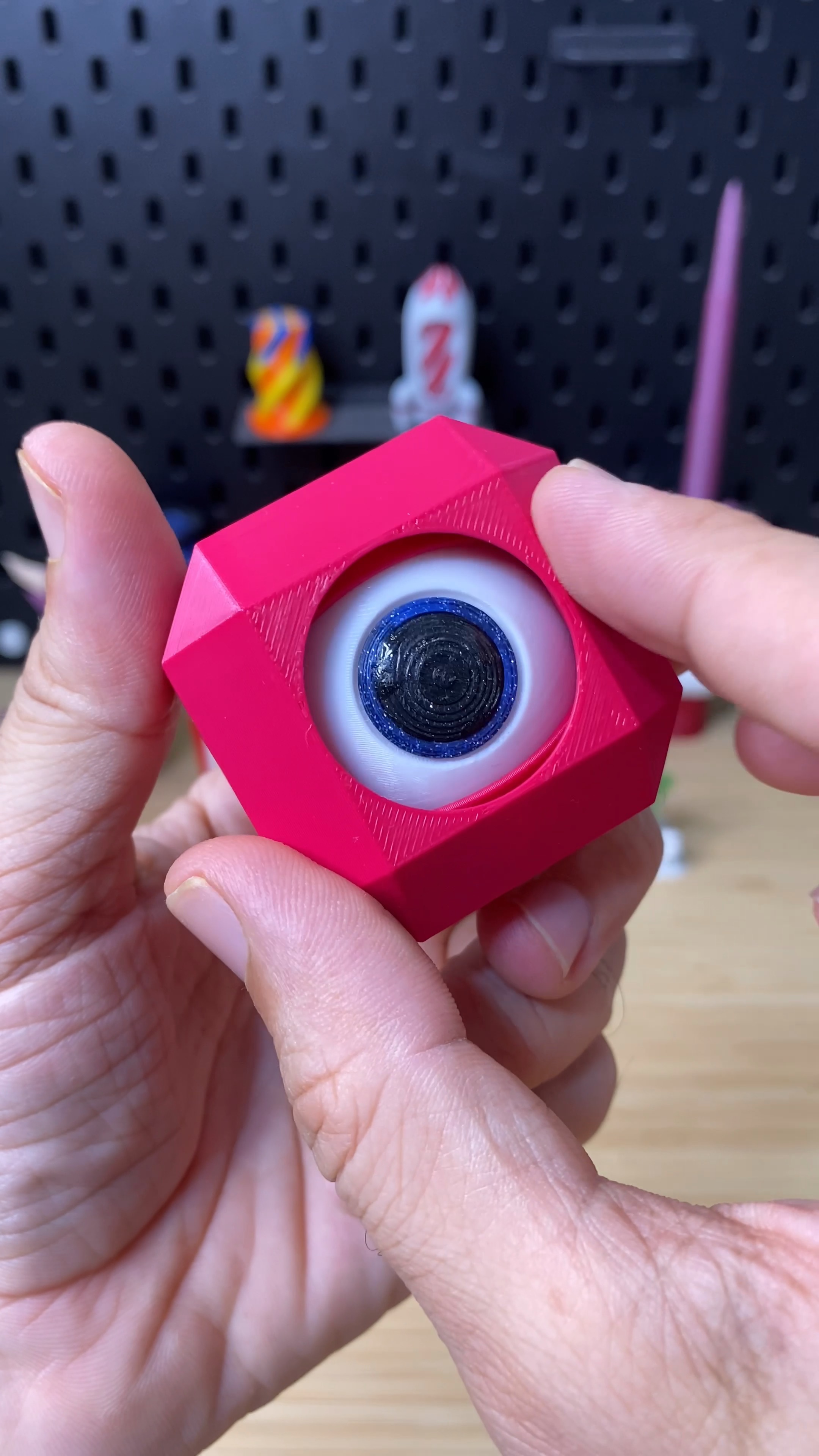 3D Printed Quick and Easy Print - Peek-a-Boo Pals