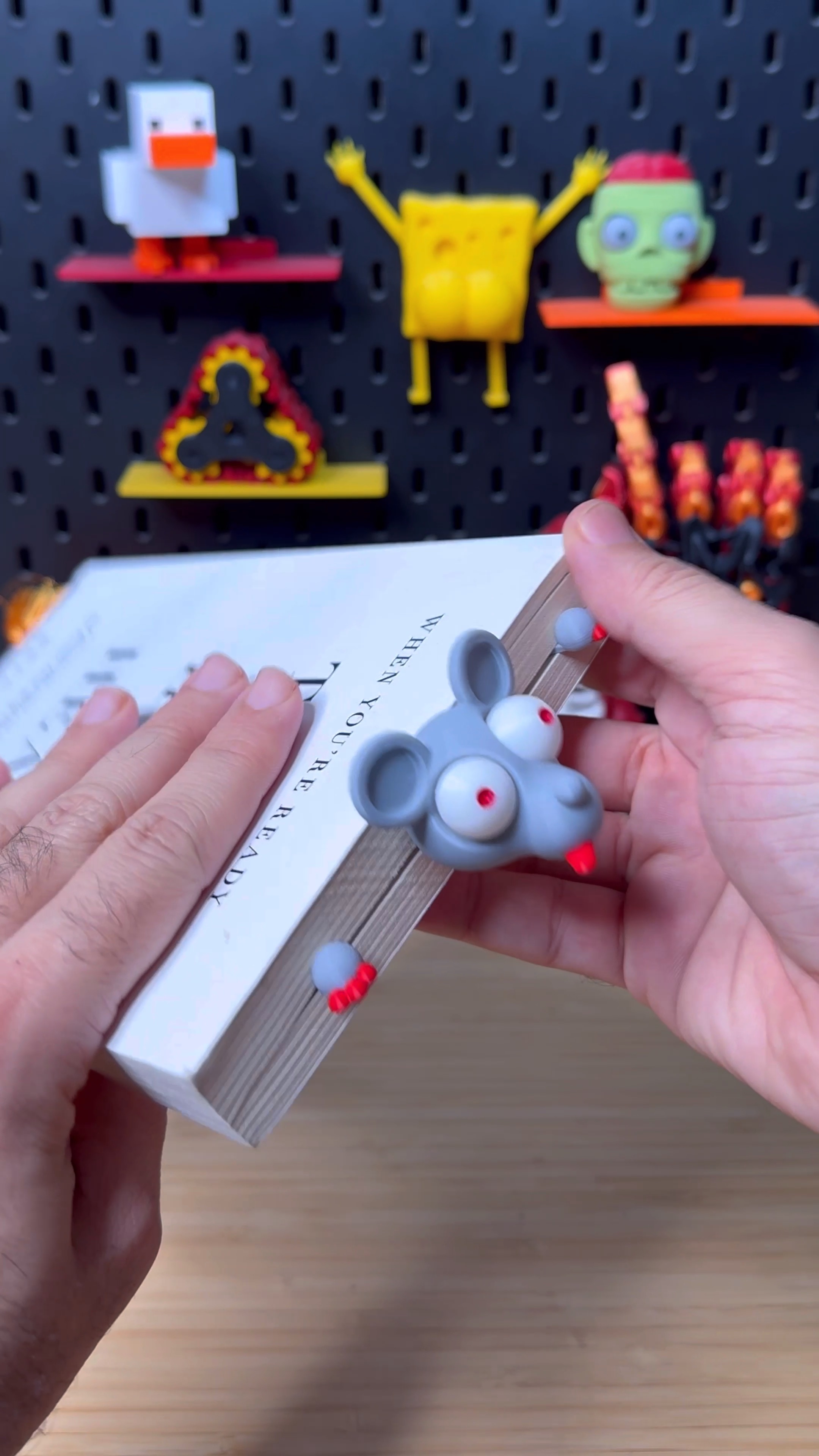 3D Printed Funny Flat Mouse Bookmark