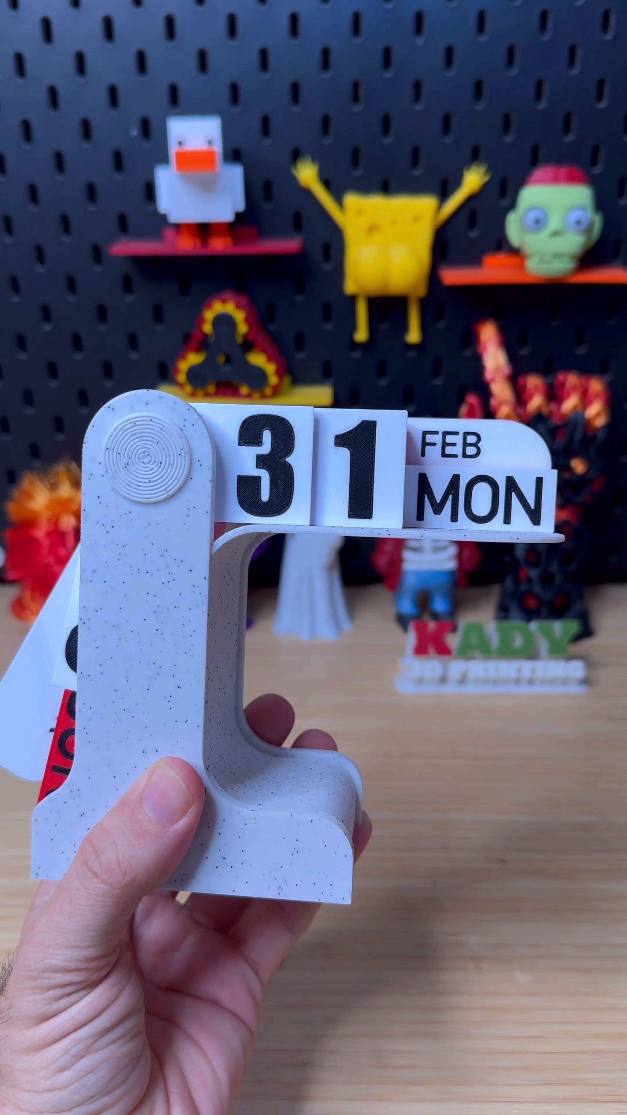 3D Printed Desk Flip Calendar