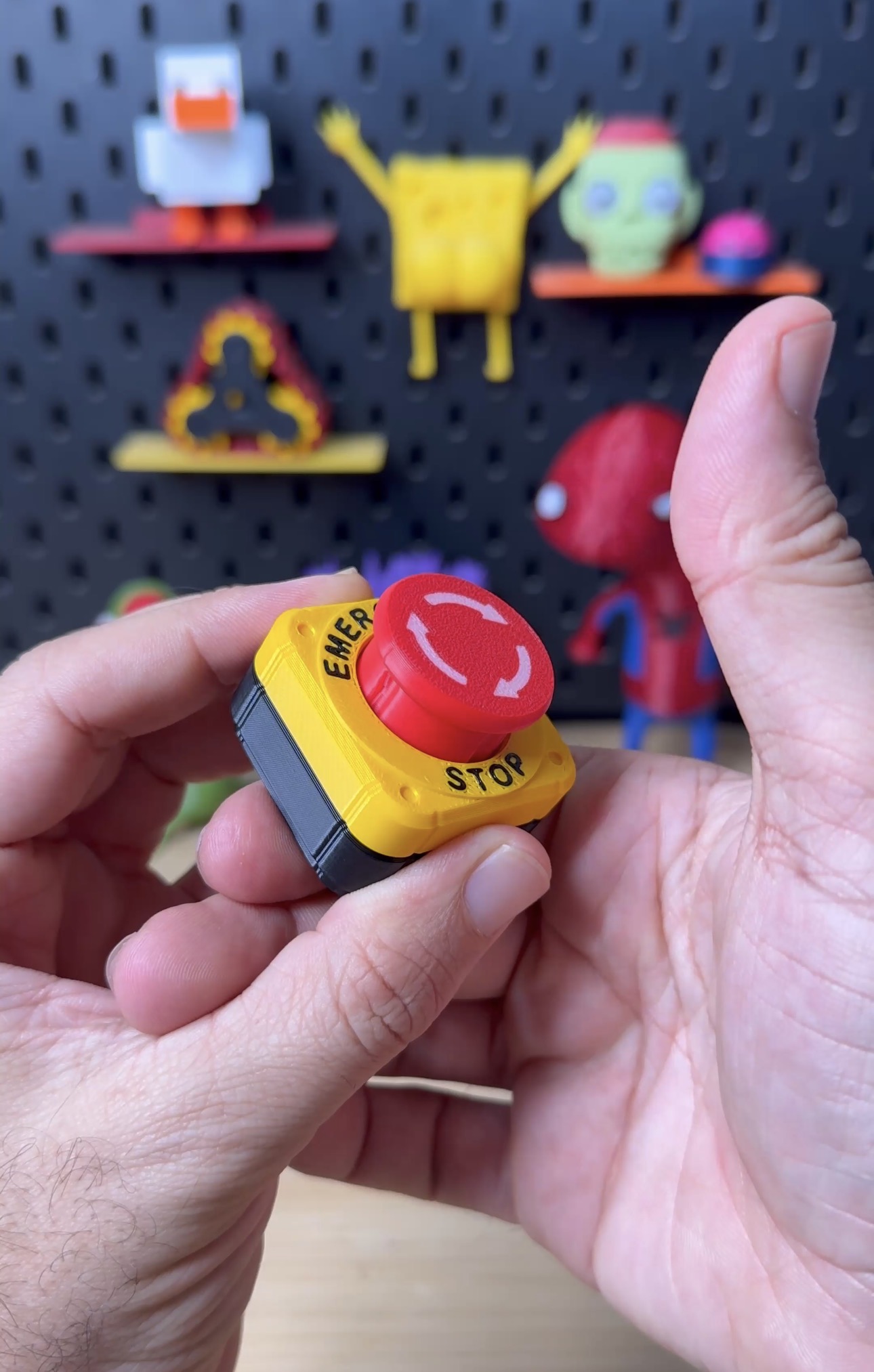 3D Printed Emergency Stop Button Clicker