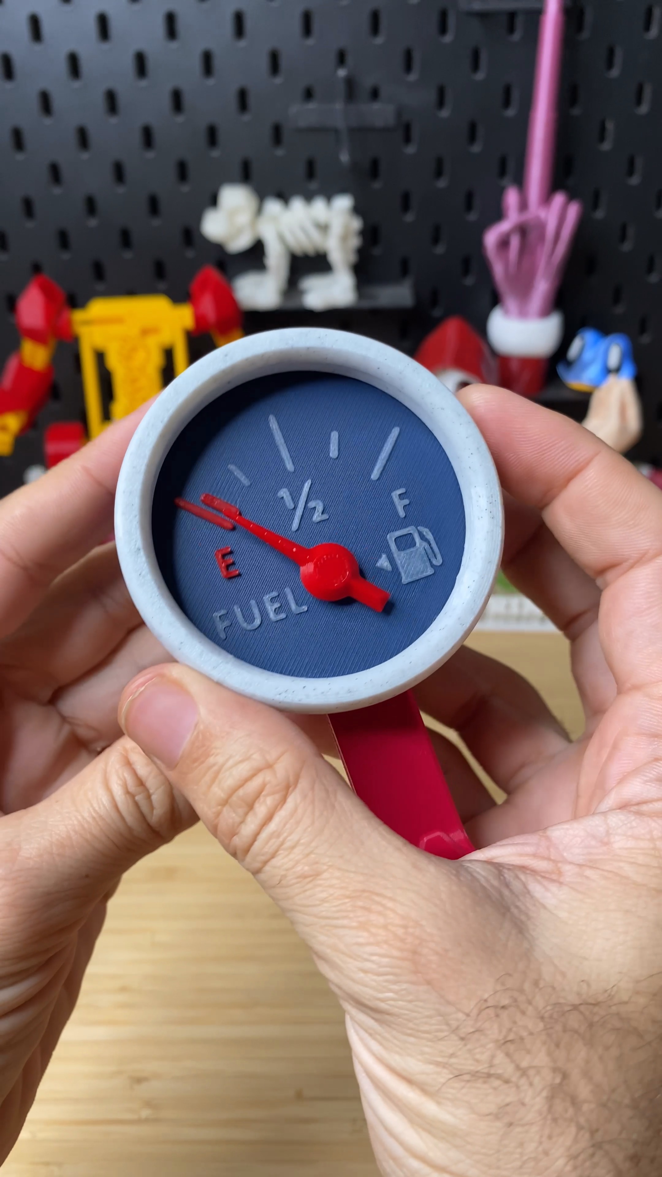 Fuel Gauge Wall Key Holder Hanger STL file