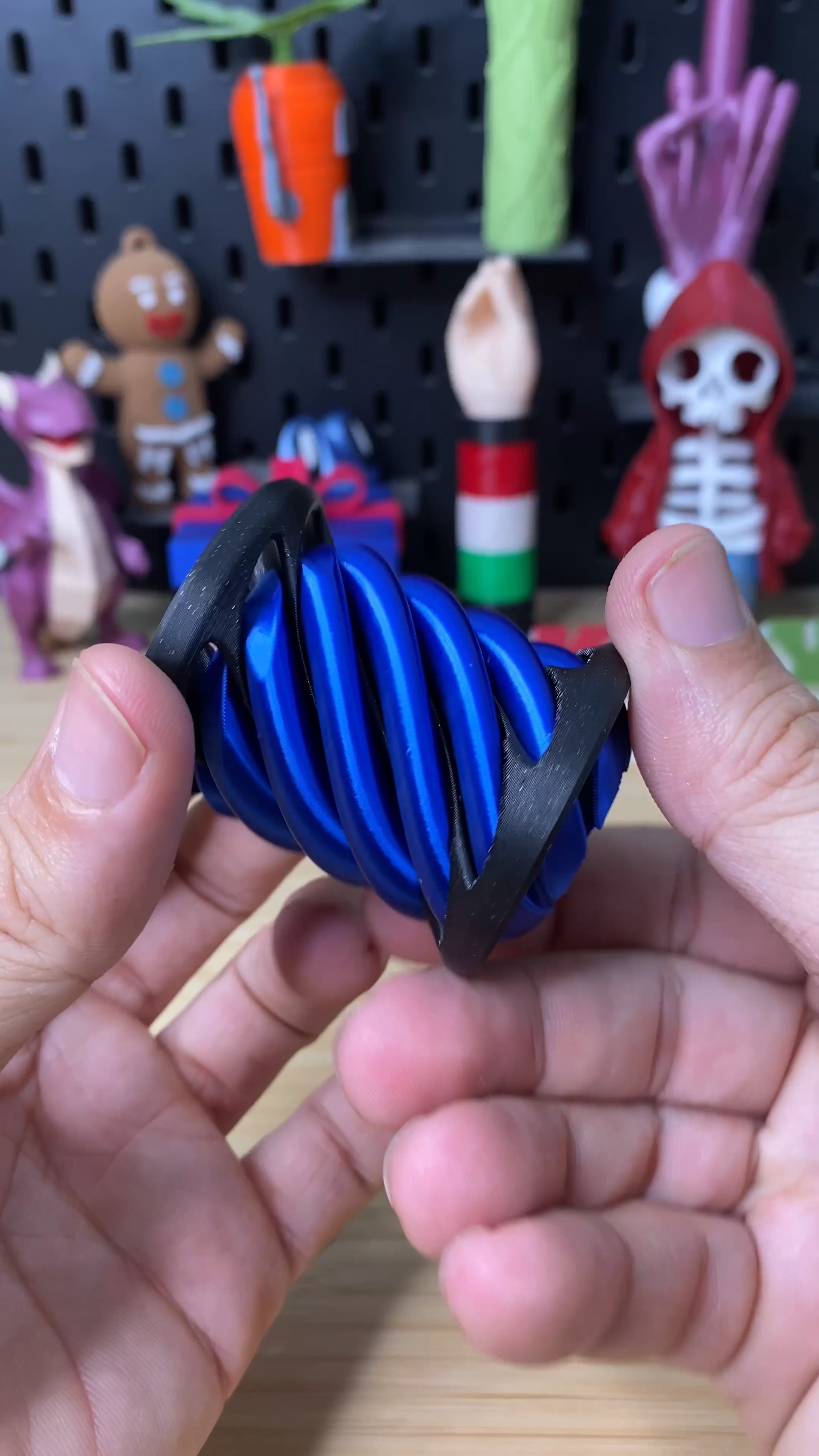 3D Printed Impossible Vortex Passthrough illusion