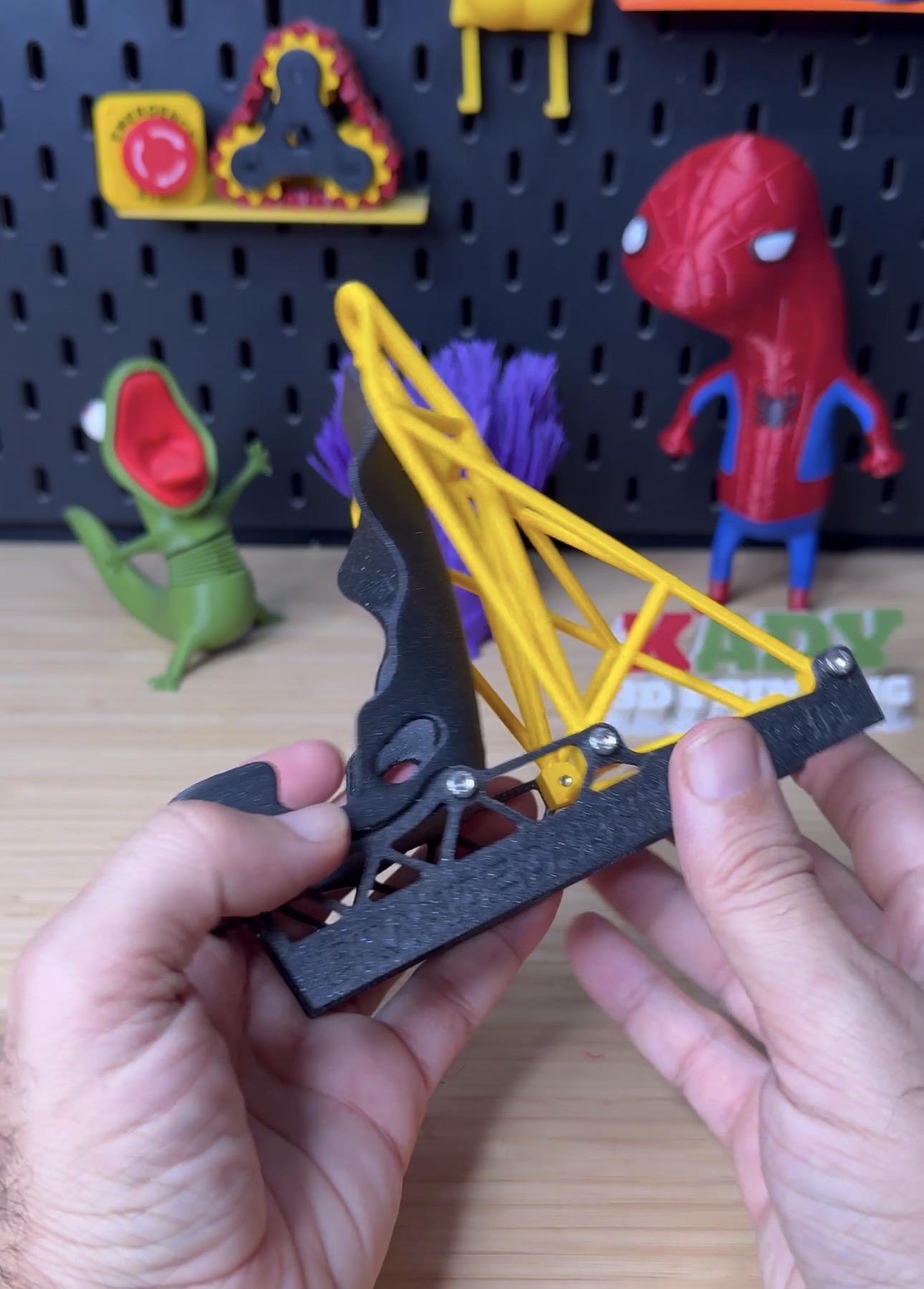 3D Printed Racing Seat Phone Holder