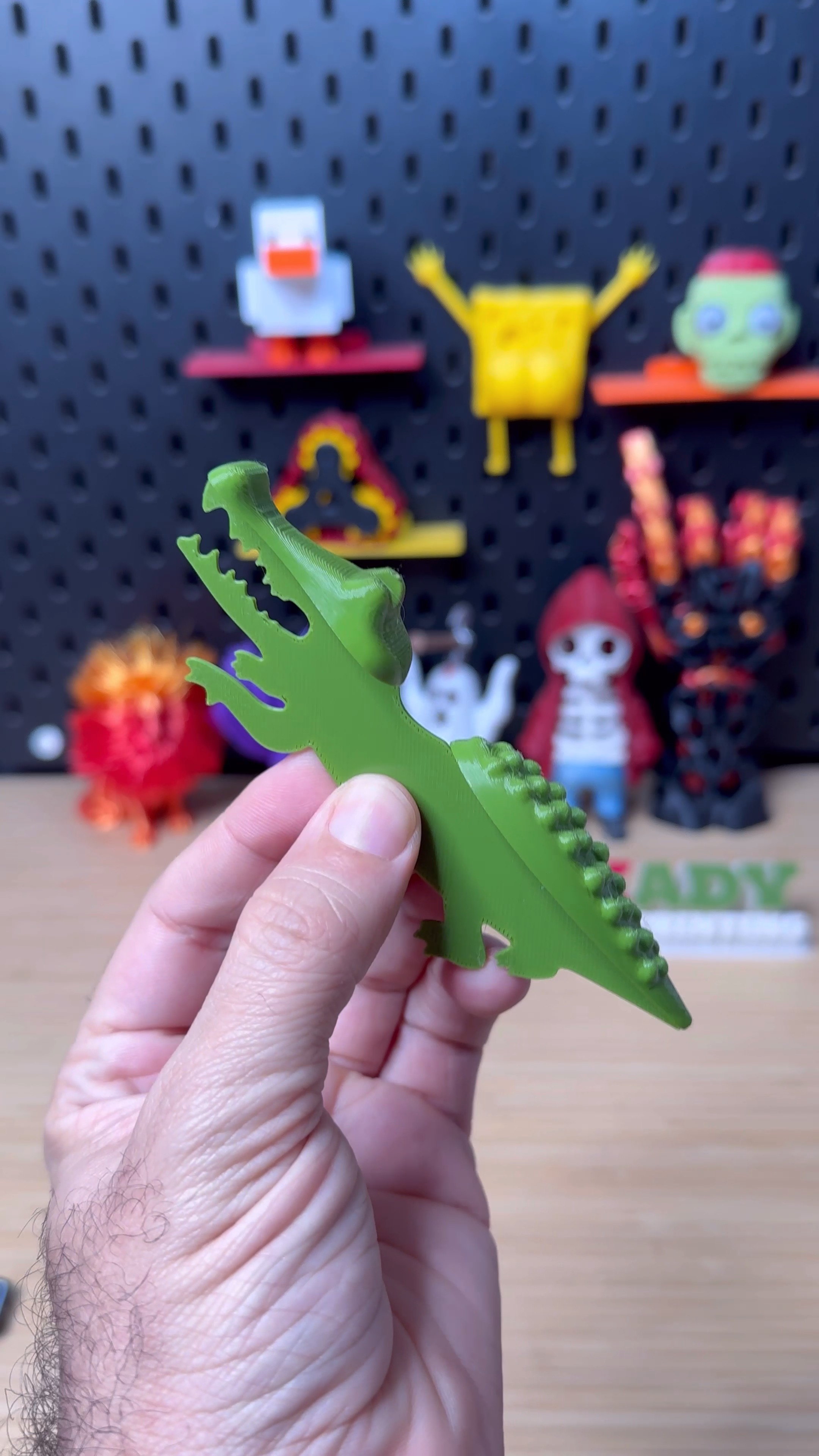 3D Printed Crocodile Bookmark… It Guards My Page