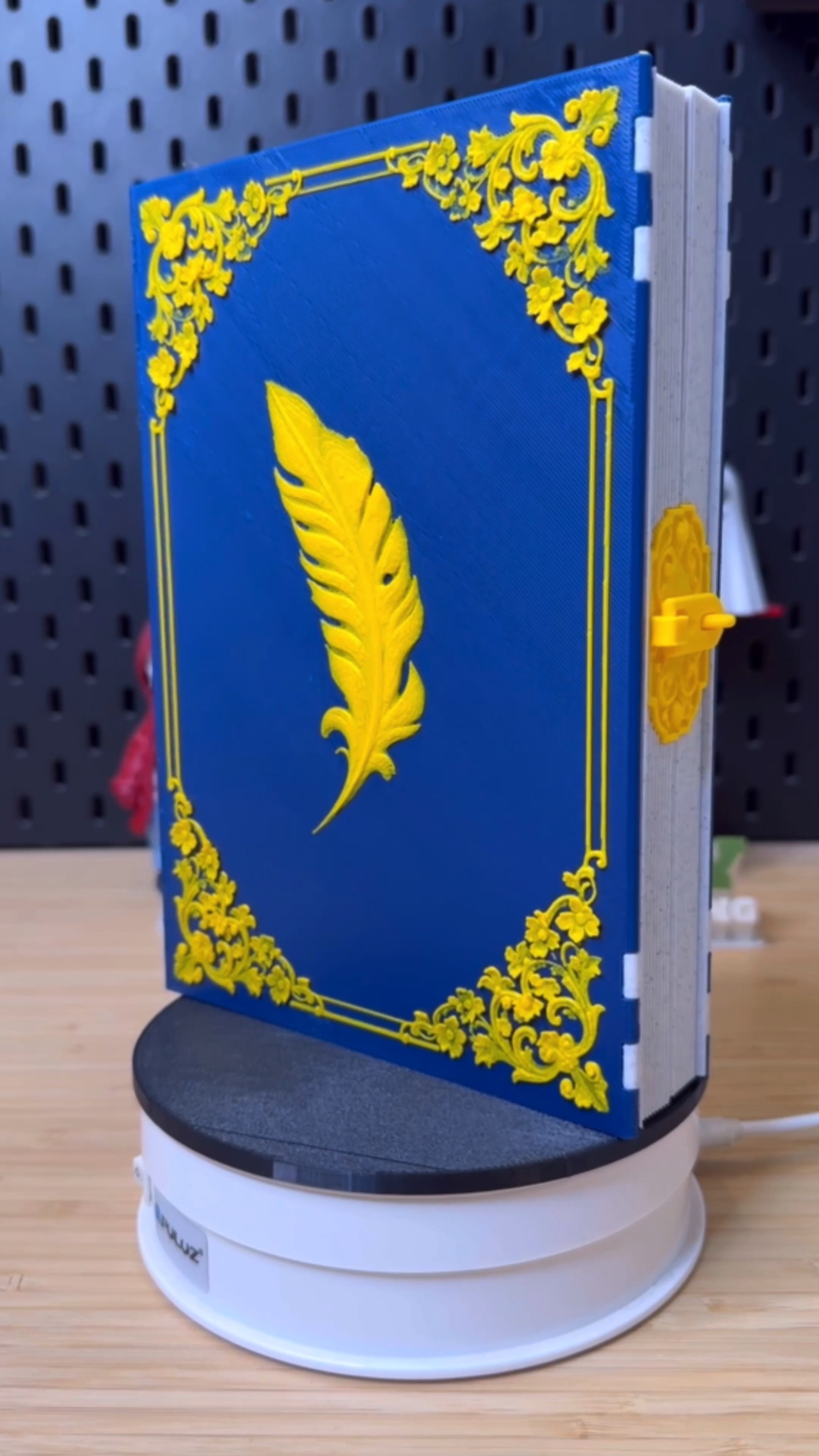3D Printed Book Case with a Secret Mechanism
