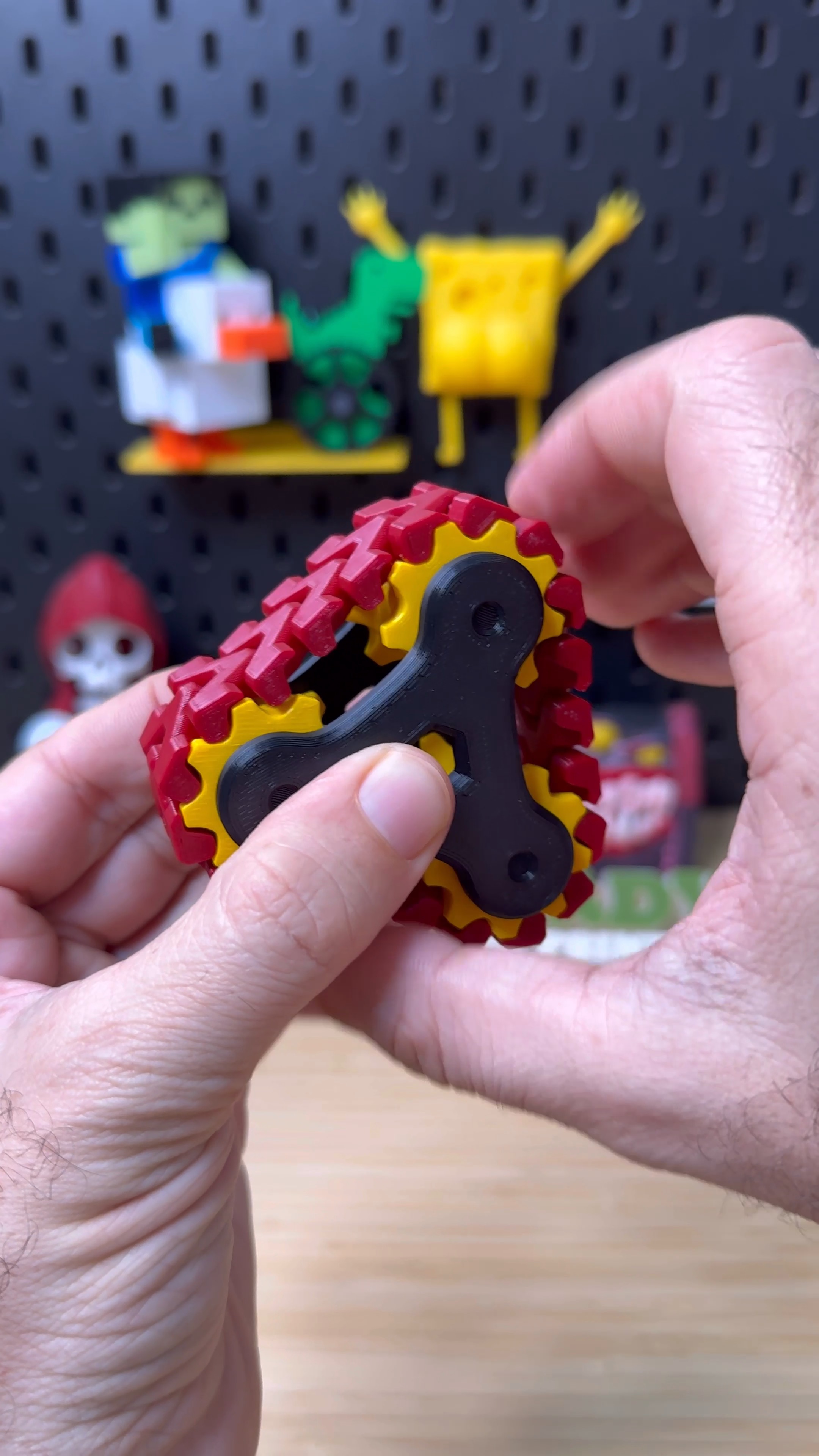 3D Printed Fidget Track